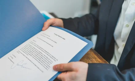 What are the advantages of the LME for the transmission of wealth ?