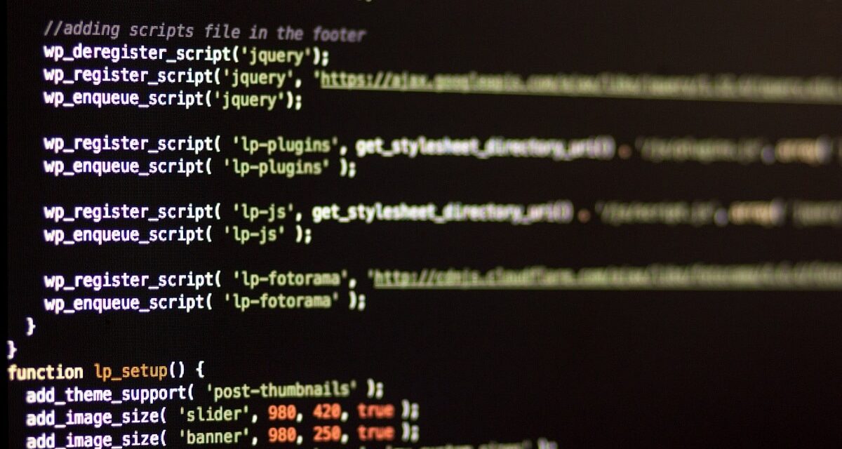 CMS Open-Source vs. CMS Closed-Source