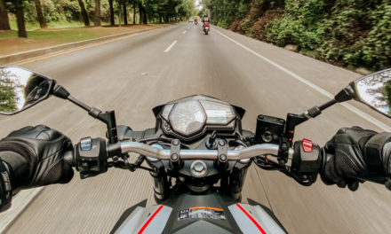 Can I ride a motorcycle with a car letter ?