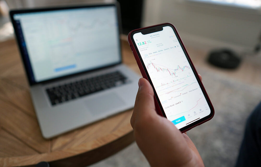 Transforming brokerage online: the advantage of AI for efficiency and success