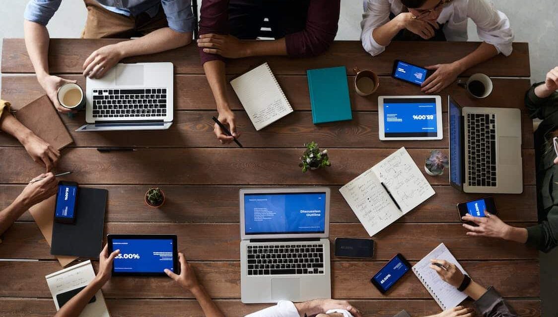 Operation of a web agency: Diving in the heart of the backstage!